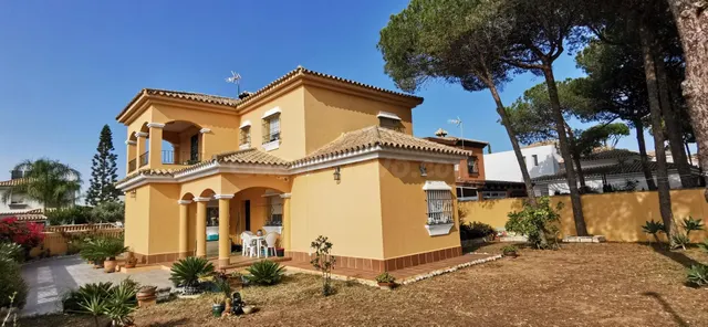 Chalet en Costa Sancti Petri - foto 2