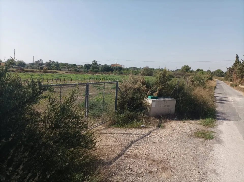 SE VENDE TERRENO RÚSTICO AGRICOLA PARA CONSTRUIR NUEVO CHALET