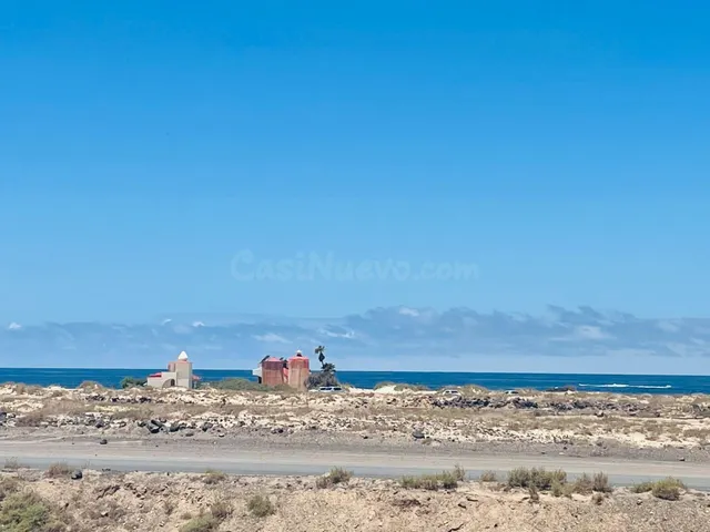 Estudio reformado con terraza privada, vistas al mar y puest - foto 3
