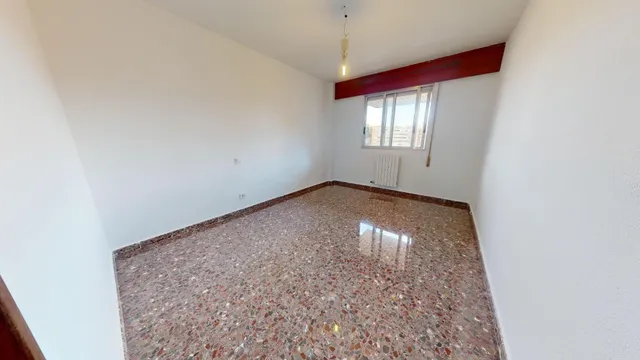 Piso con garaje y trastero parque Miraflores — 18