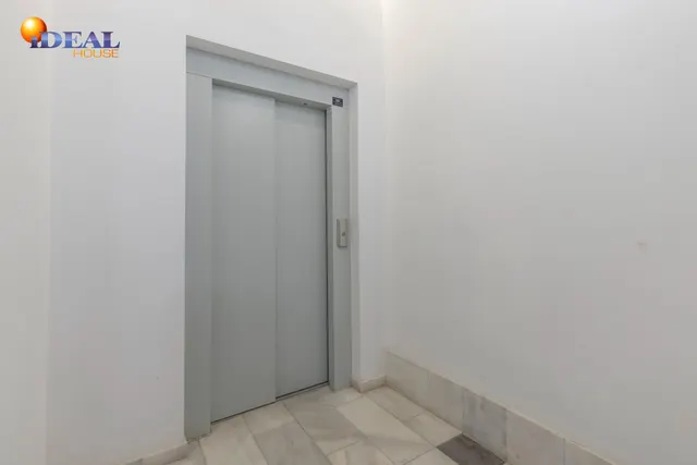 ¡Oportunidad única en el corazón de Granada! — 39