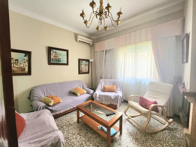 CASA EN PLENA CALLE SAN SEBASTIAN — 14
