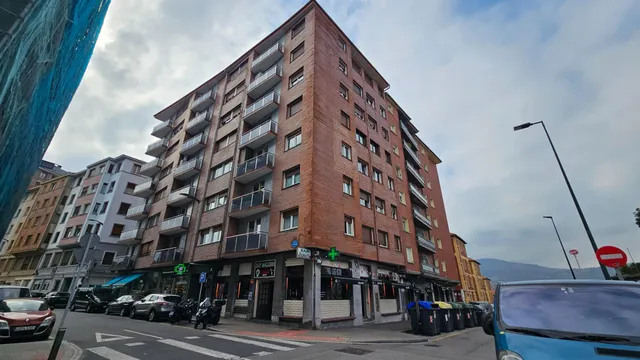 Espacio y vistas en Begoña — 32