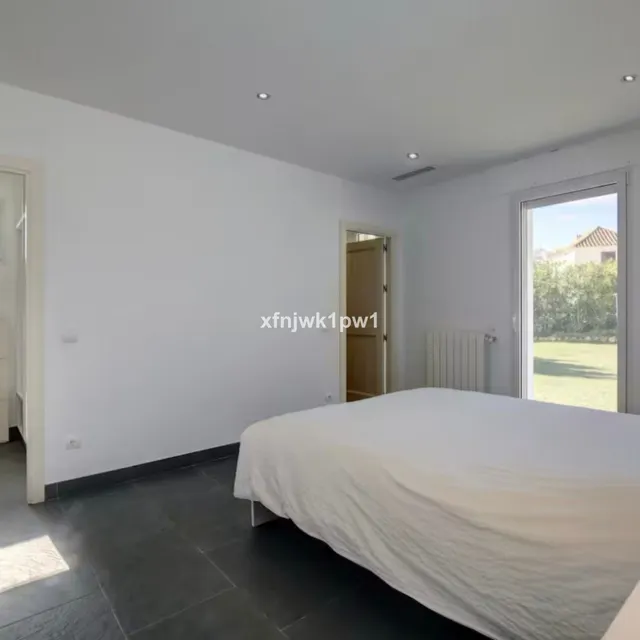 Chalet 6 habitaciones 661m² en venta - Costa del Sol — 30