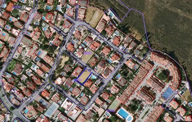 OPORTUNIDAD DE PARCELA EN COLINAS BERMEJAS — 5