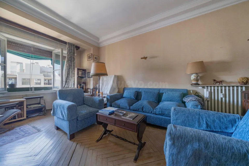 Vivienda clásica de 4 dormitorios con vistas a jardín en el barrio de Castellana
