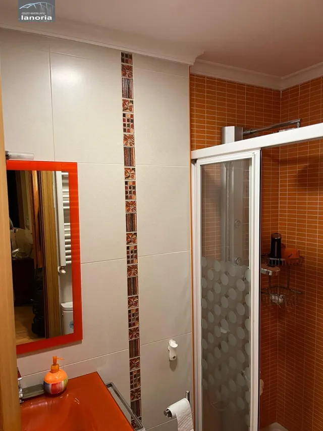 Grupo la Noria Vende Piso de 3 Dormitorios, 1 Baño y Trastero en Zona Industria. — 9