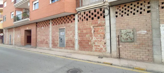 LOCAL COMERCIAL EN SANTOMERA, CERCA DEL MERCADONA - foto 2