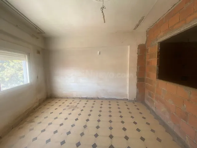 ¡Rebajado! Piso para reformar en Pago, Berja. - foto 2