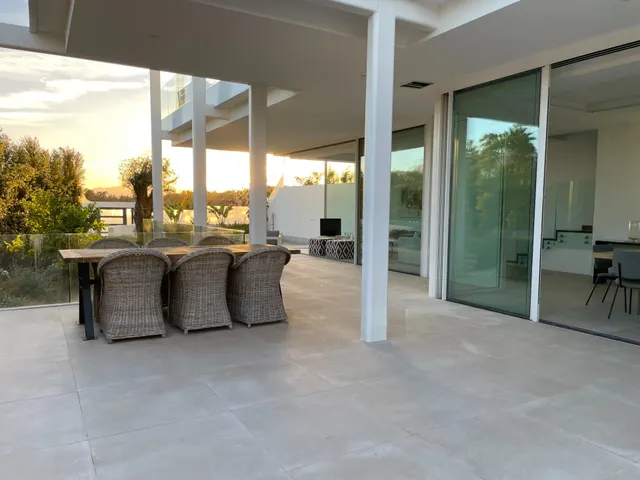ESPECTACULAR VILLA A ESTRENAR — 7