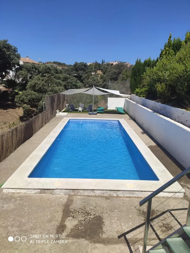 Impresionante Chalet Seminuevo en Encinares de Alcolea con P - foto 5