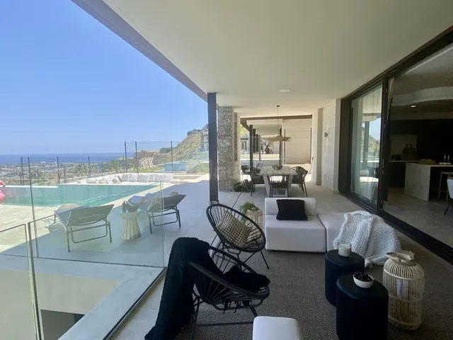 Chalet 5 habitaciones 500m² en venta - Costa del Sol - foto 3