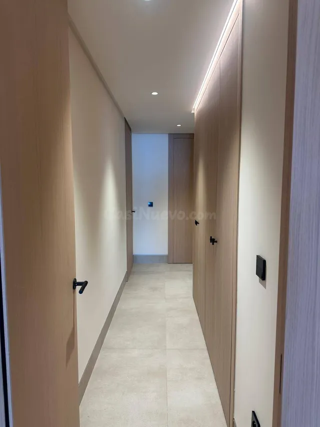 Exclusivo Apartamento de Lujo de 4 Dormitorios en Málaga Towers Vision | Vistas Infinitas al Mar Mediterráneo, Primera Linea de Playa — 30