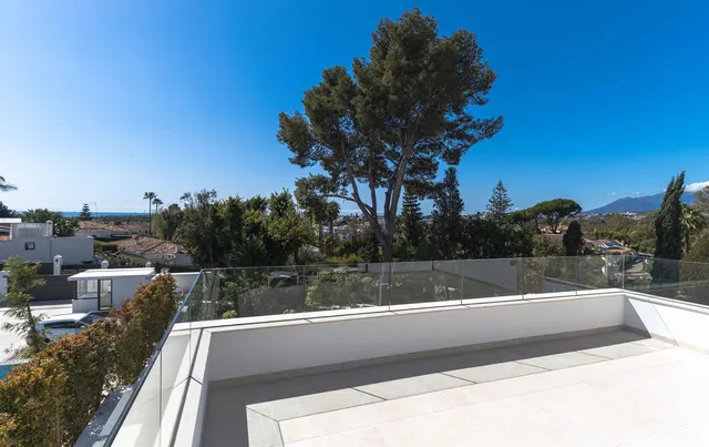 Chalet 5 habitaciones 488m² en venta - Marbella — 50