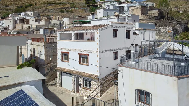 CASA EN OLULA DE CASTRO - foto 2