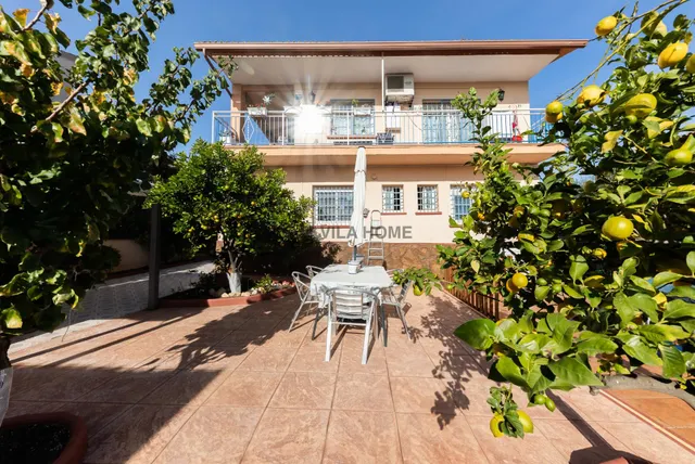 Chalet independiente — 28