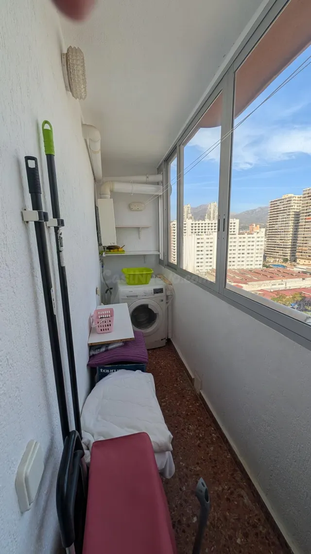 Apartamento con vistas, parking y piscina a un paso de la playa de Levante Benidorm! www.euroloix.com — 5