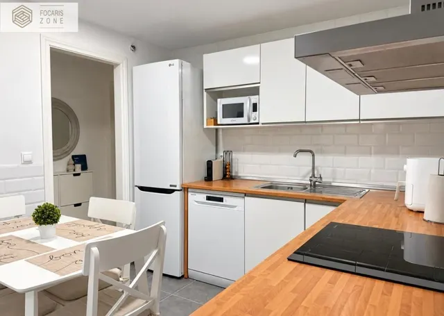 Vivienda renovada, funcional y rodeada de la auténtica esencia de Málaga — 8