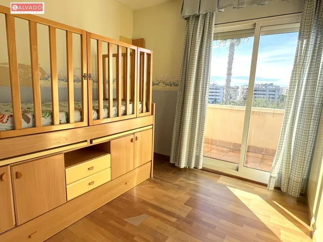 ¡CHALET ESQUINERO CON PISCINA PRIVADA Y VISTAS AL MAR EN EL MAS MEL! — 27