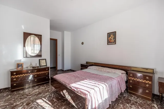 PISO EN EL CENTRO DE GUADIX — 15