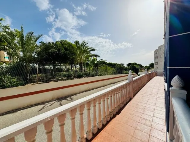 Apartamento con plaza de aparcamiento y trastero incluido 300 metros de la Playa de La Mata — 19