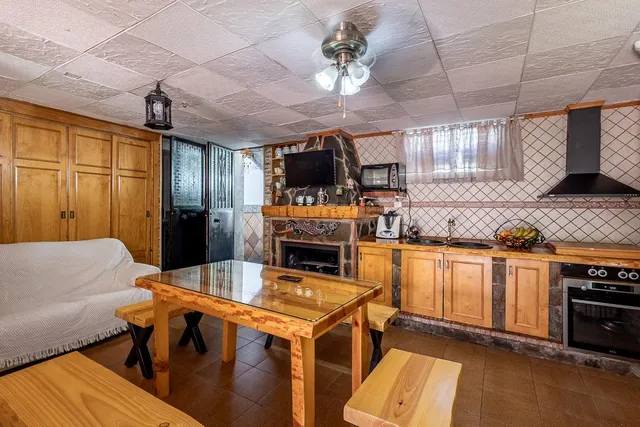 Casa en Cullar Vega con todas las comodidades a tu alcance. — 32