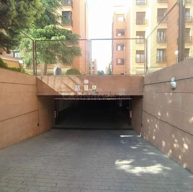 PLAZA DE GARAJE EN VENTA EN MADRID - foto 3
