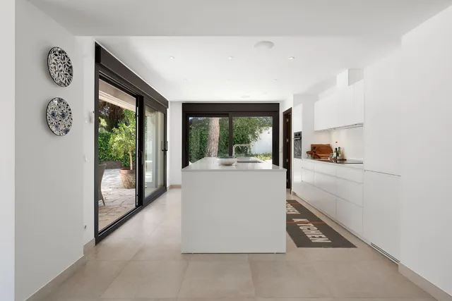 Chalet 4 habitaciones 351m² en venta - Marbella — 10