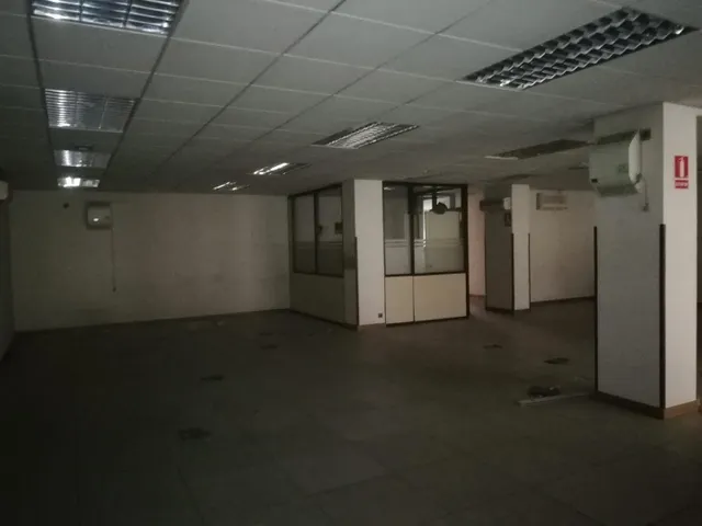 OPORTUNIDAD DE LOCAL EN EL CENTRO — 3