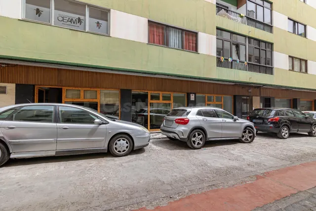 ¡Oportunidad única para tu negocio! Amplio local comercial l - foto 3