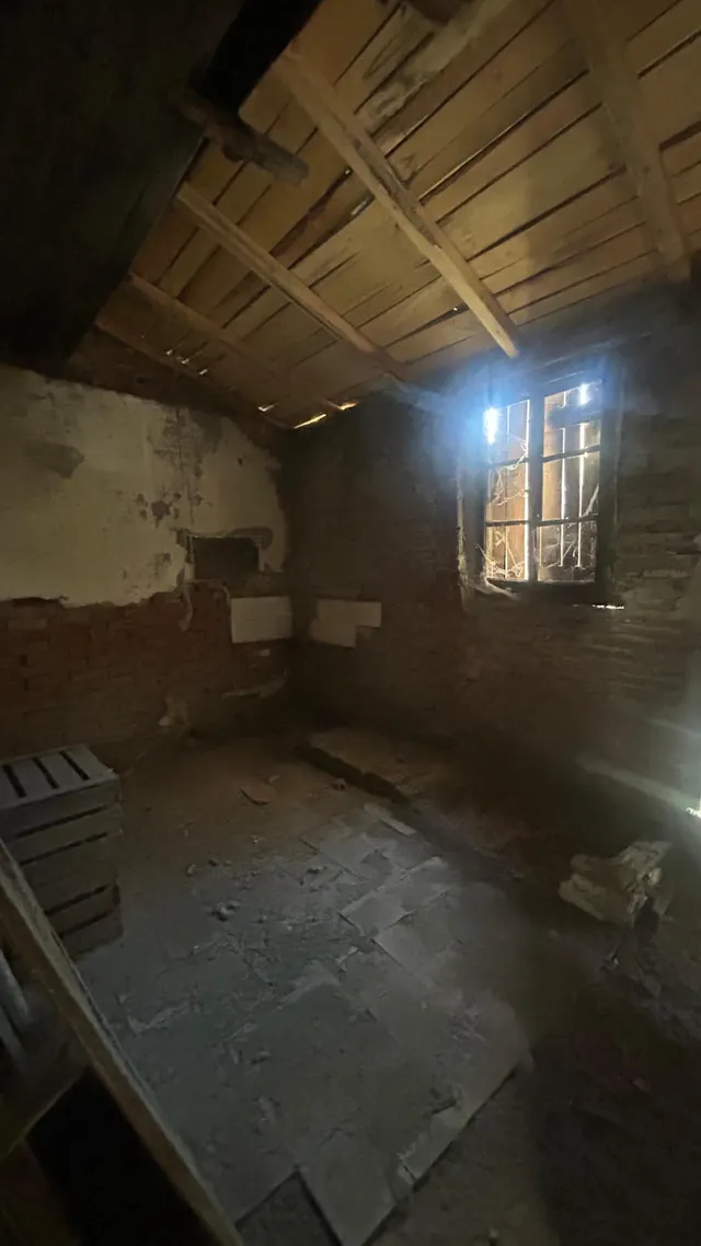 Amplia Casa de Piedra en Dehesas - Oportunidad Única por 29.000 € — 15