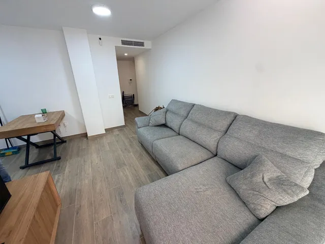 ¡Abre la puerta a tu nuevo hogar! Amplia terraza, garaje y totalmente amueblado — 17