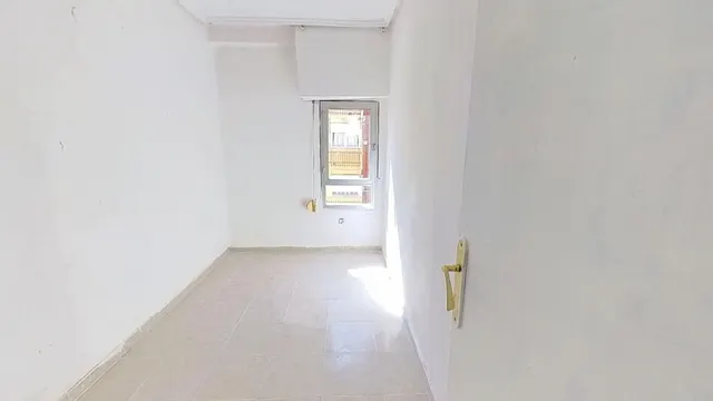 OPORTUNIDAD! PISO MUY LUMINOSO — 13