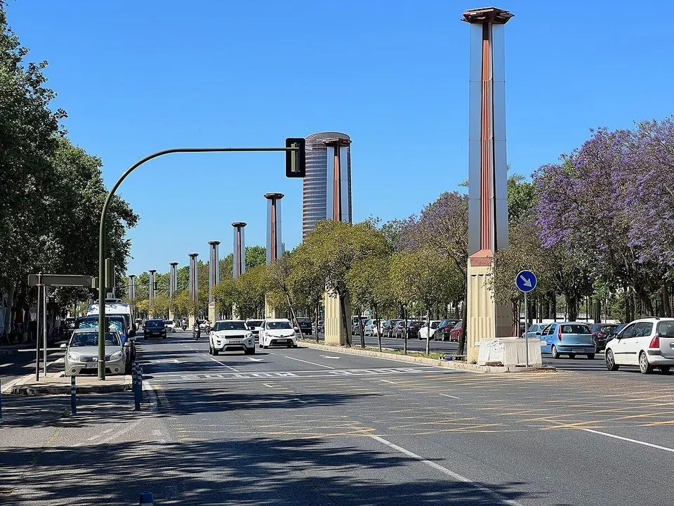 PLAZA DE GARAJE GRANDE EN AVENIDA TORNEO