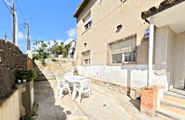 Casa con gran potencial y espacio independiente en albarrosa – Viladecans — 9