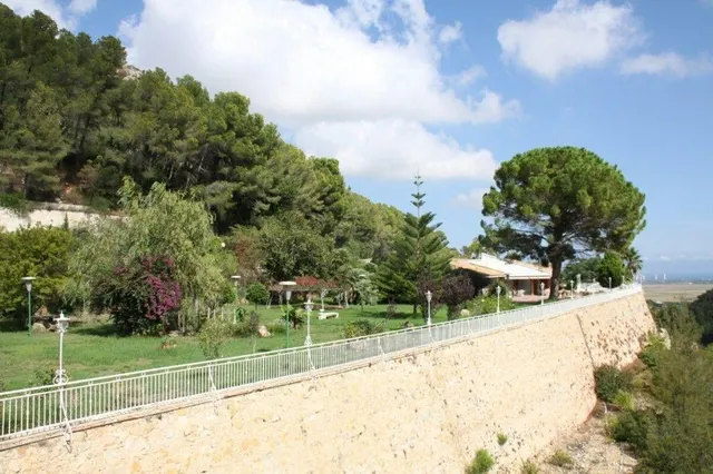 Villa exclusiva con dos residencias, piscinas y completas instalaciones deportivas en Favara, Valencia — 20