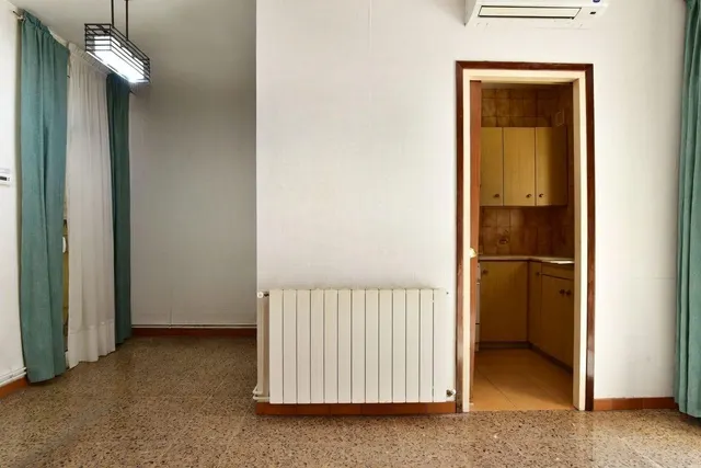Casa con gran garaje de 154 m2 y terrazas en el centro de Sant Vicenç dels Horts — 6