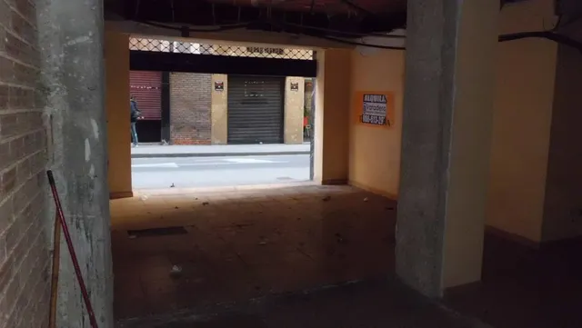 LOCAL COIMERCIAL EN PLENO CENTRO DE ELCHE — 3