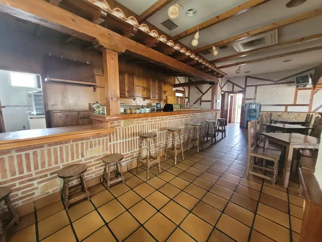 RESTAURANTE EN VENTA EN CABRERIZOS - foto 3