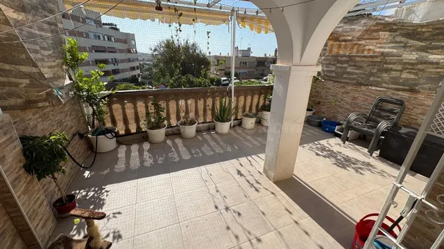 ¡Exclusivo adosado con entrada independiente y potencial par