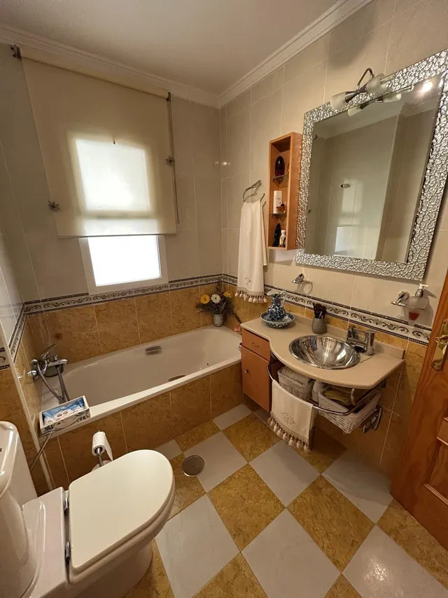 Exclusivo Piso en Puebla de Vícar con Vistas y Comodidades — 24