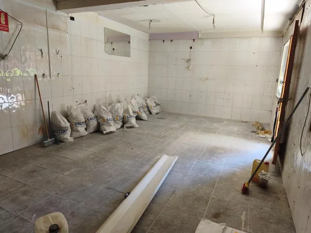 🏢 ¡Oportunidad Única de Venta en Valencia! — 10