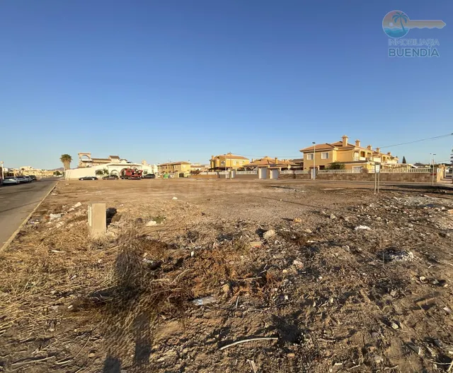GRAN PARCELA EN BAHIA EN ZONA DE RESIDENCIALES TURISTICOS - foto 3