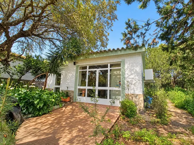 Casa independiente con piscina, porche y jardín en Castilblanco de los Arroyos — 27