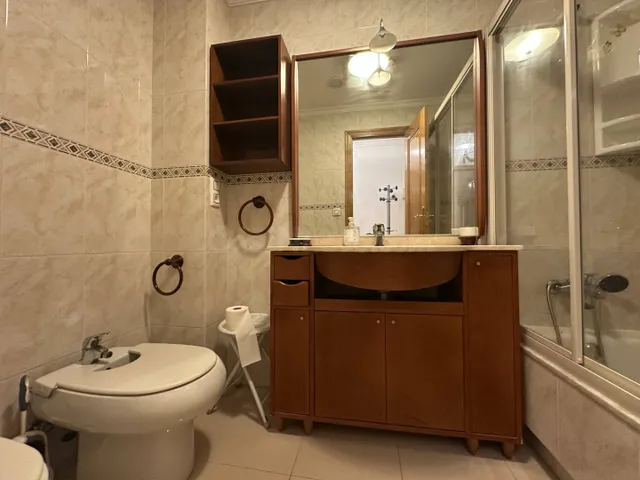 Piso de 2 habitaciones en calle Montero Ríos. Edificio del año 2000. — 10