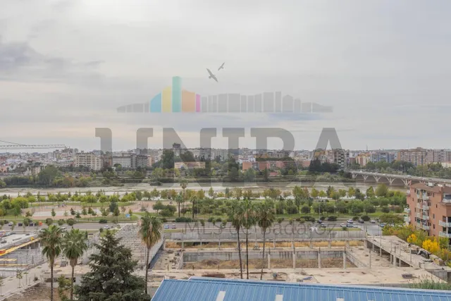 Vivir frente al guadiana, con vistas al parque y a la alcazaba de Badajoz — 29