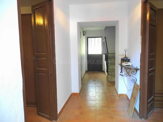 CASA DE PUEBLO EN LA ZUBIA - foto 3