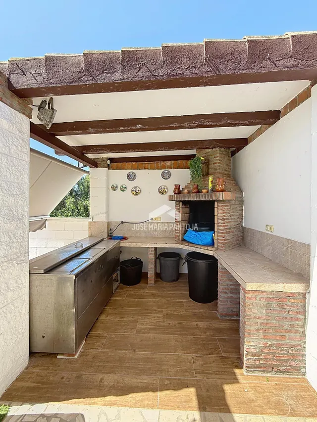 FINCA DE RECREO Y CHALET — 7