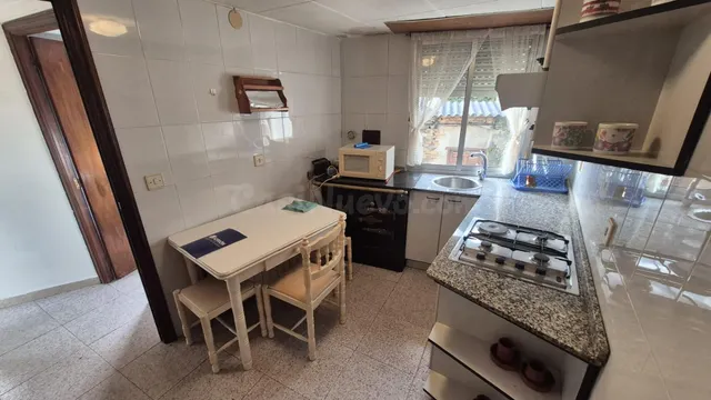 SE VENDE CASA CON ENCANTO RUSTICO Y CALIDEZ EN EL CORAZON DE - foto 4
