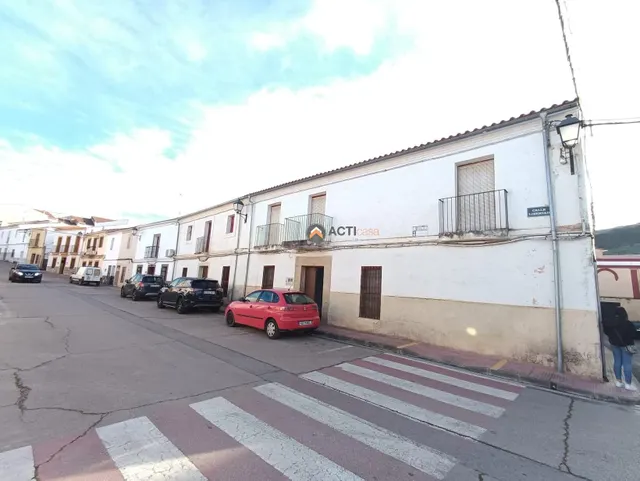 VENTA DE DOS CASAS CON TERRENO